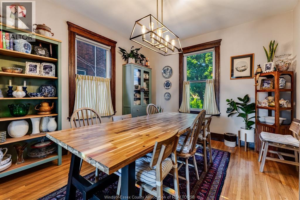 203 Moy AVENUE - 12
