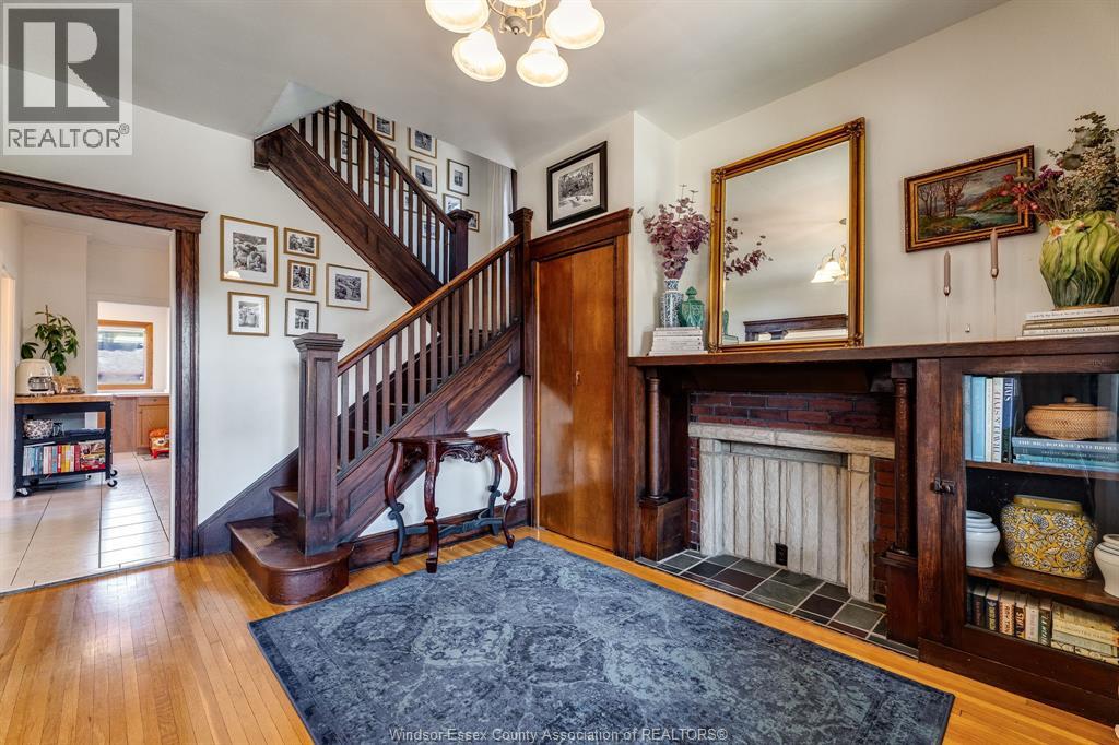 203 Moy AVENUE - Image 3