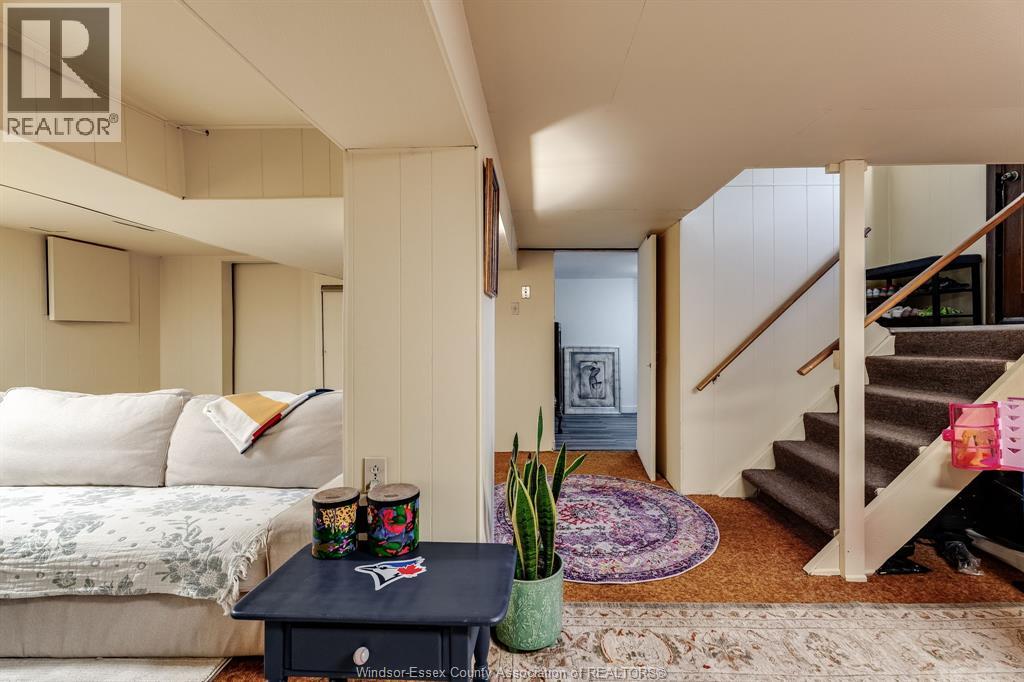 203 Moy AVENUE - Image 35