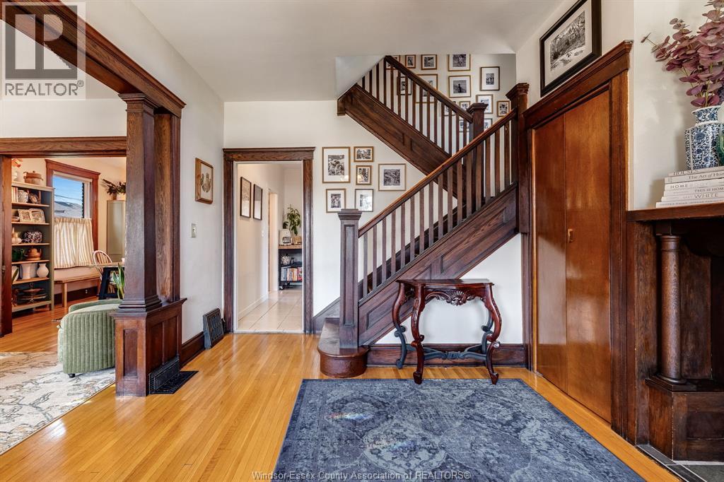 203 Moy AVENUE - Image 4