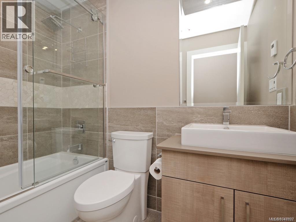 #403 300 Michigan St - Image 17