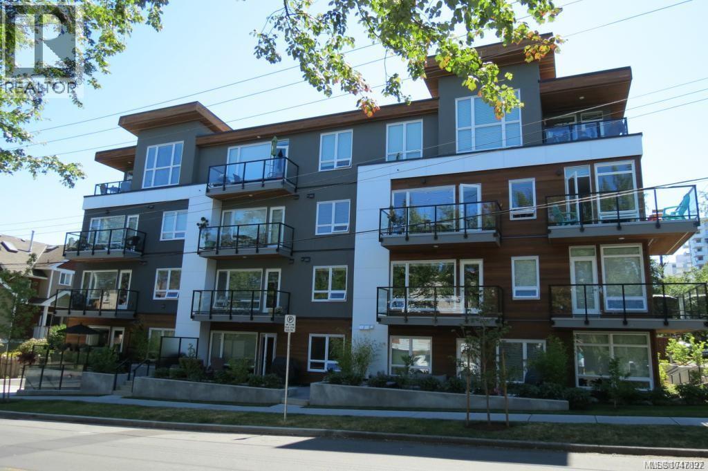 #403 300 Michigan St - Image 4