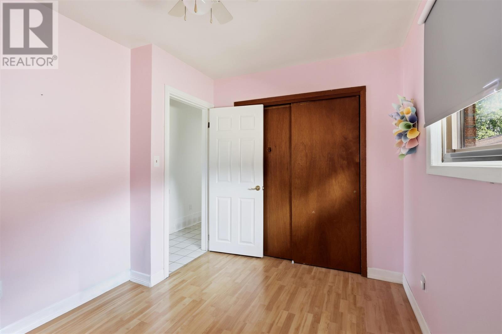 371 Doncaster RD - 14