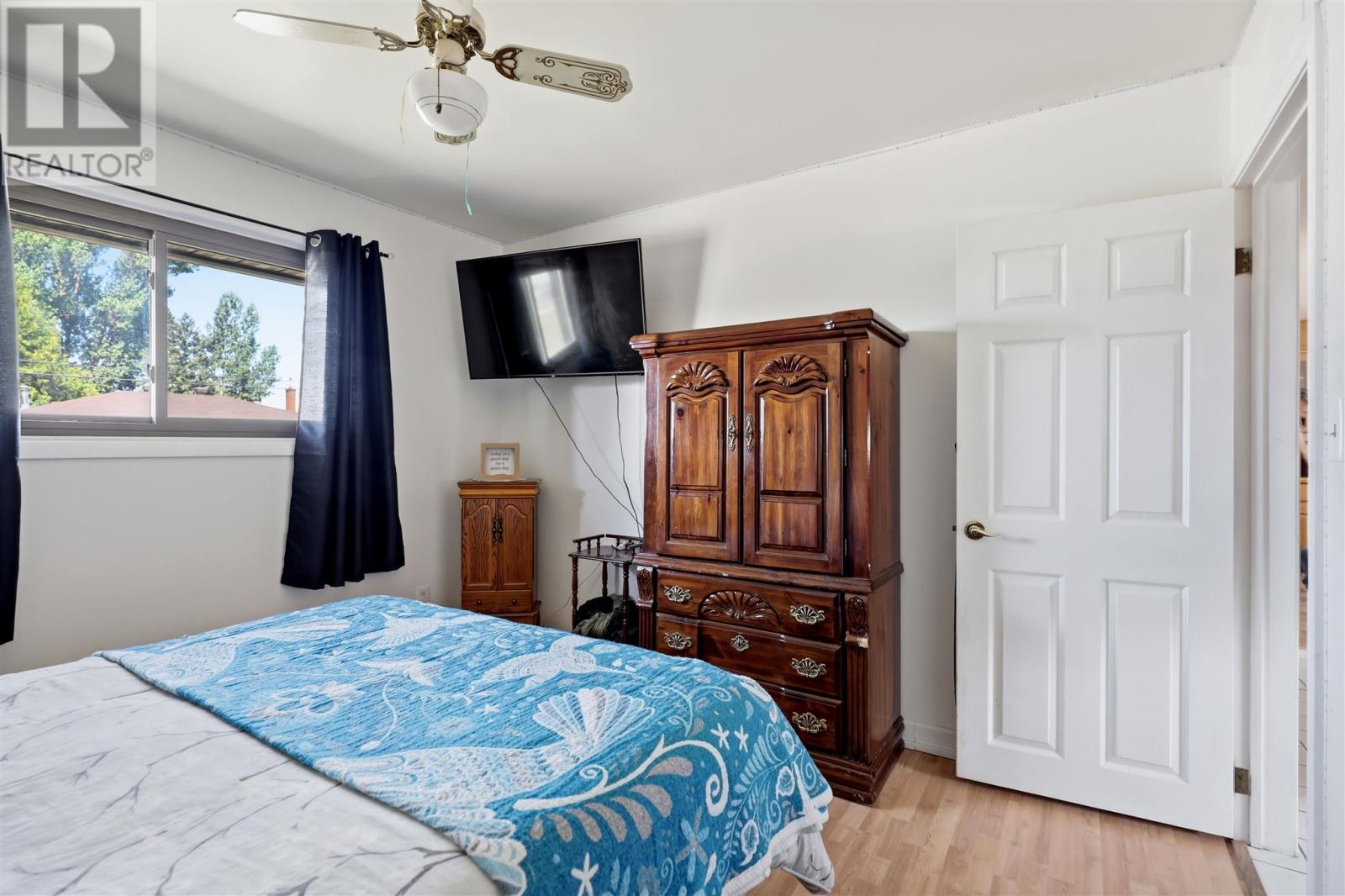 371 Doncaster RD - 11