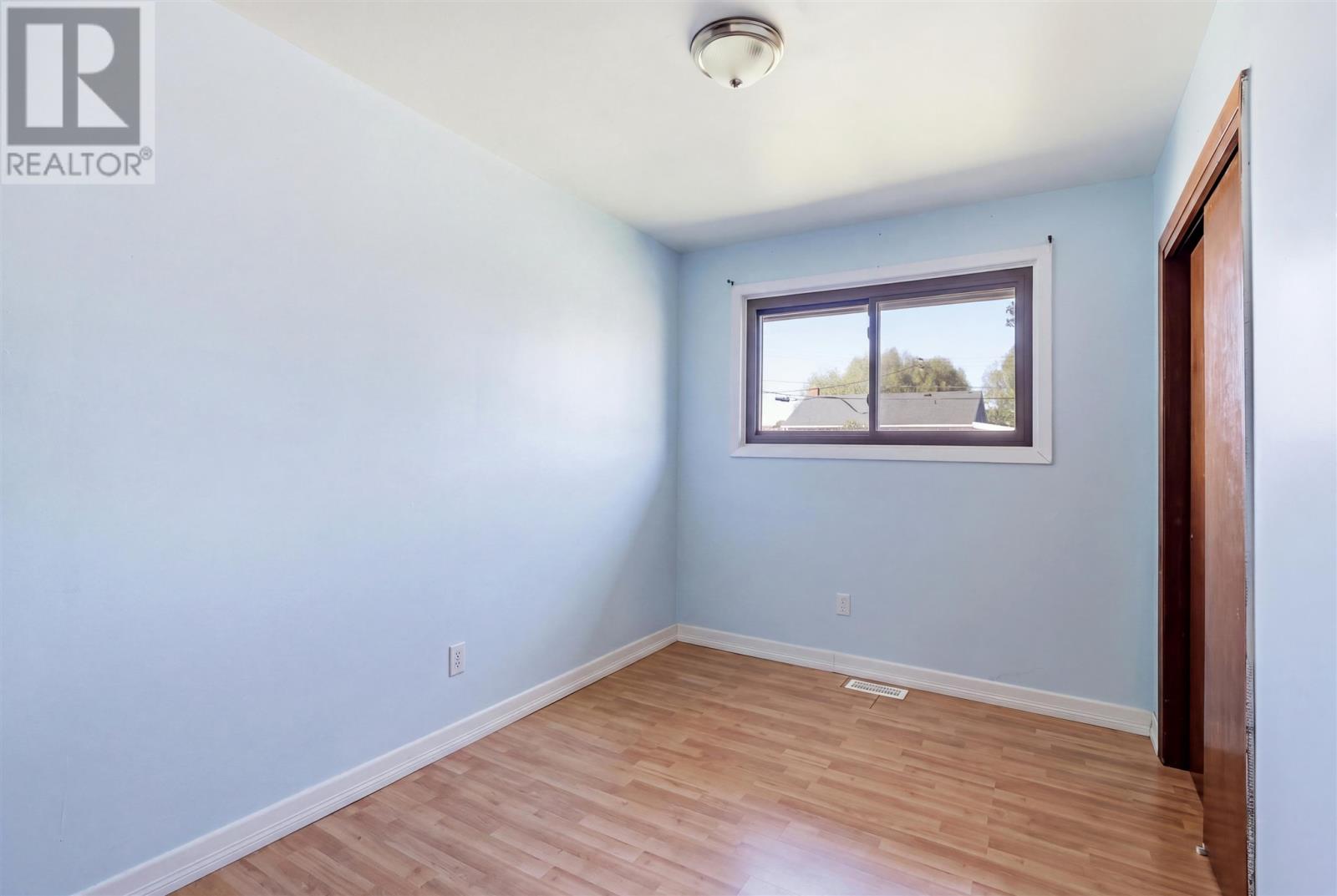 371 Doncaster RD - 15