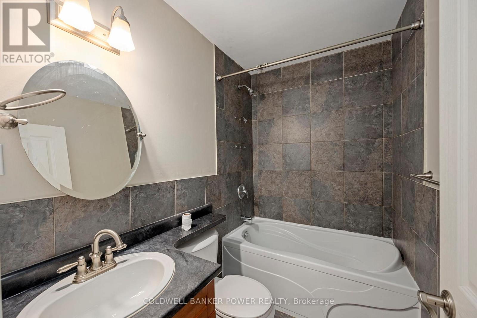 2 bedroom Single Family interior view, 403- 570 William Street, London East (East F), Ontario
