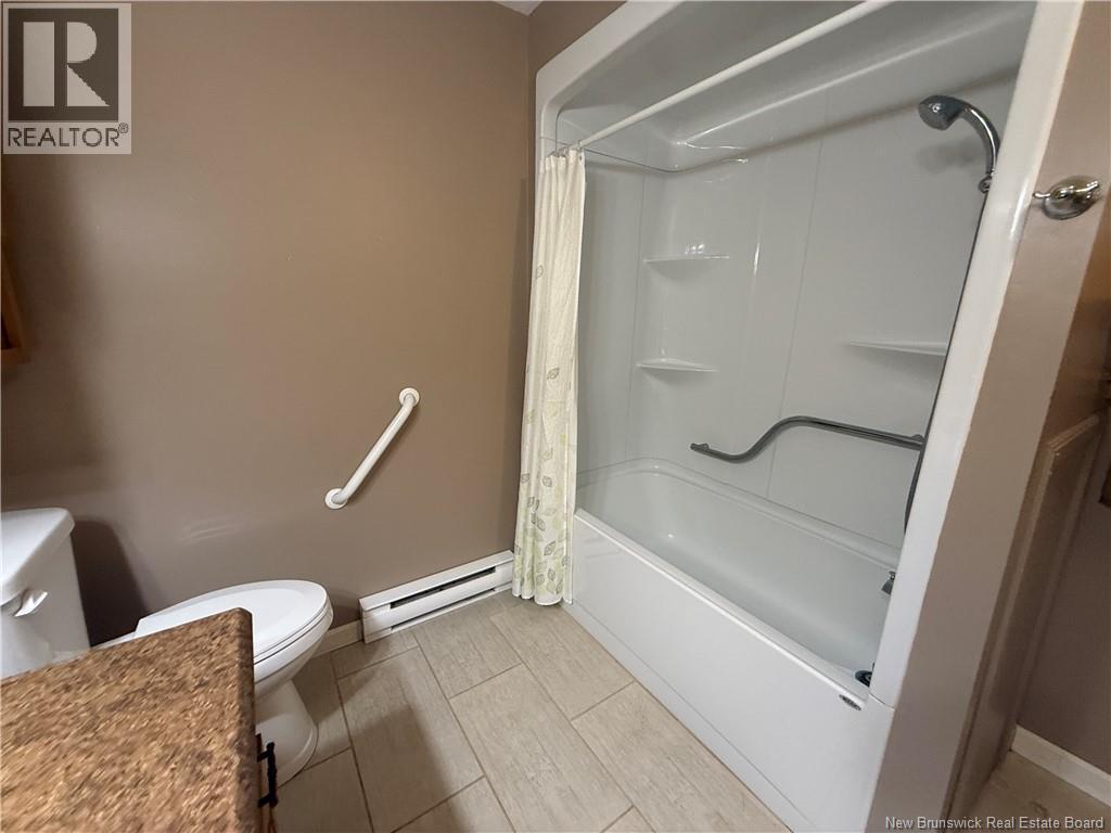 3783 Rue Principale - 14