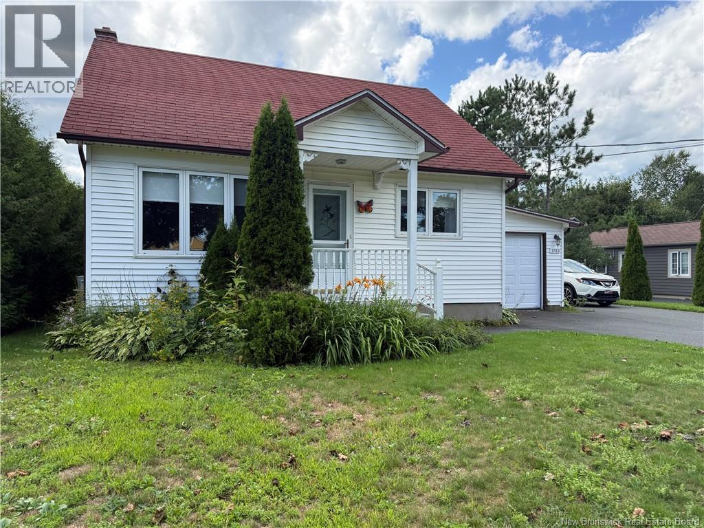 3783 Rue Principale - 2