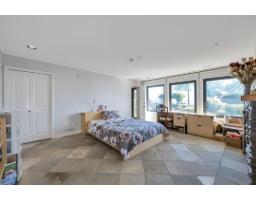 14647 Marine Drive, White Rock, BC V4B1B8 Photo 22