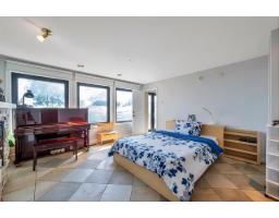 14647 Marine Drive, White Rock, BC V4B1B8 Photo 20