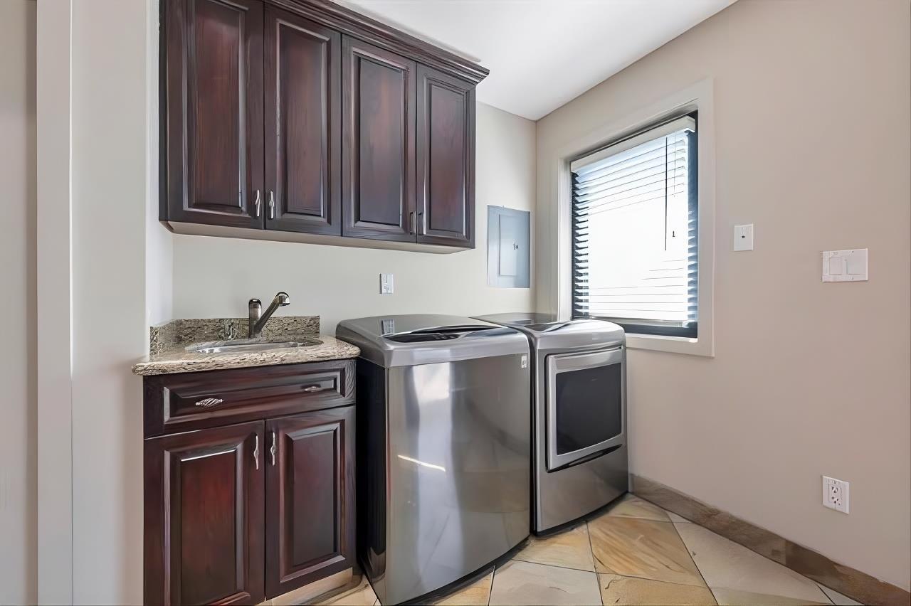 14647 MARINE DRIVE, White Rock - Image 1