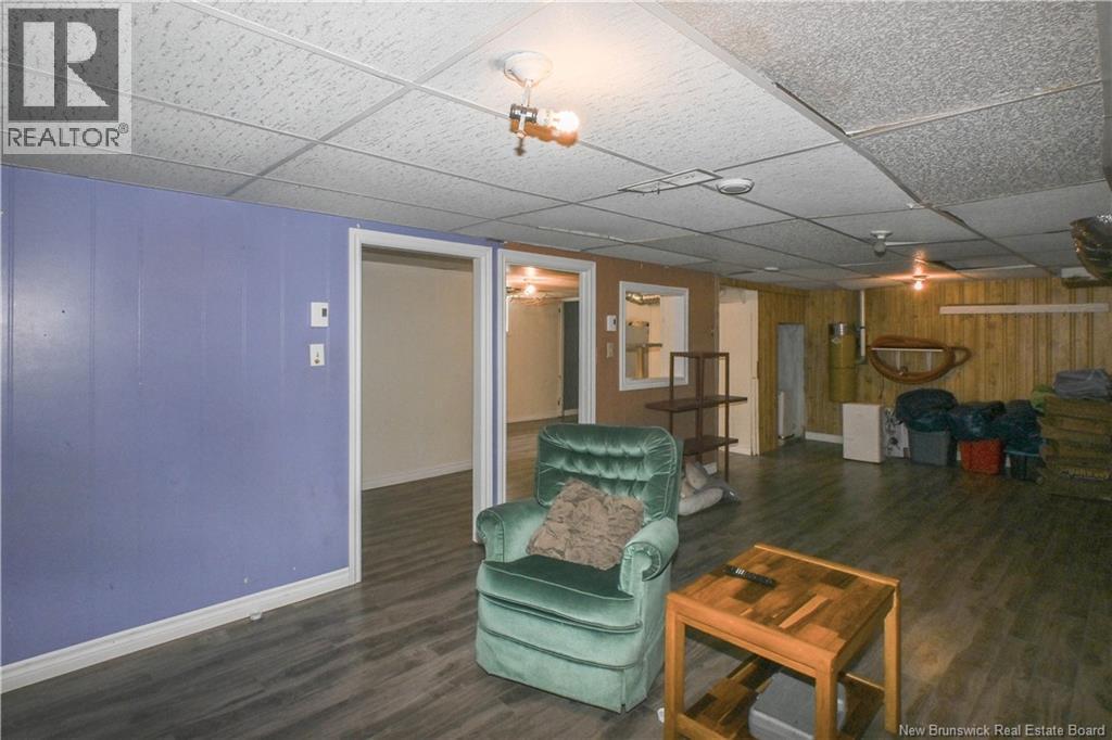 564 Saint-Joseph Boulevard - 38