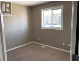 31, 6802 50 Avenue, Camrose, AB T4V5C7 Photo 10