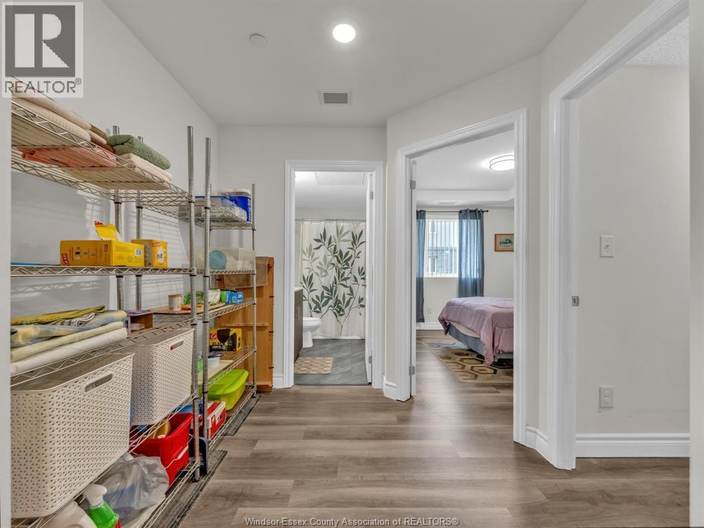 #217 1611 Banwell ROAD - Image 14