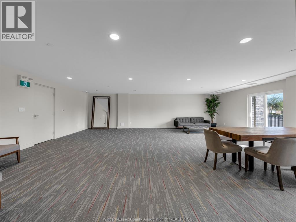 #217 1611 Banwell ROAD - Image 30