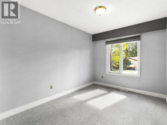 9 BOSWELL CRESCENT - 22