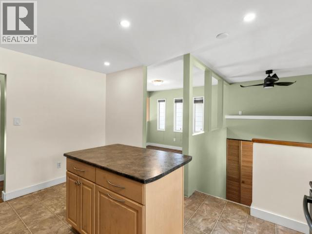 9 BOSWELL CRESCENT - 16