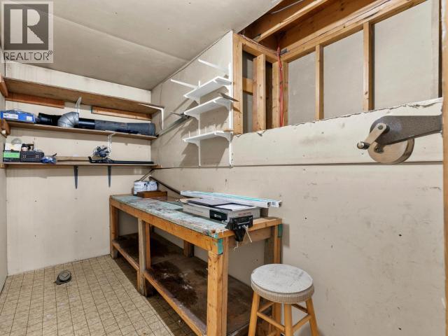 9 BOSWELL CRESCENT - 33