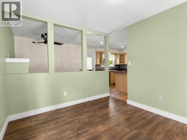 9 BOSWELL CRESCENT - 9