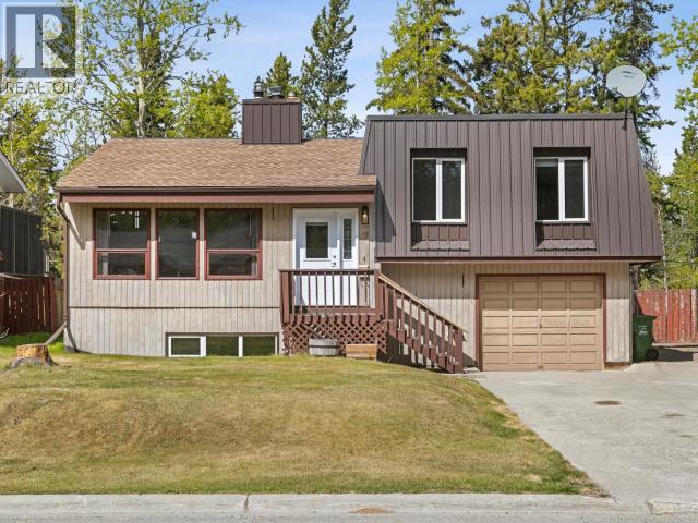 9 BOSWELL CRESCENT - 2
