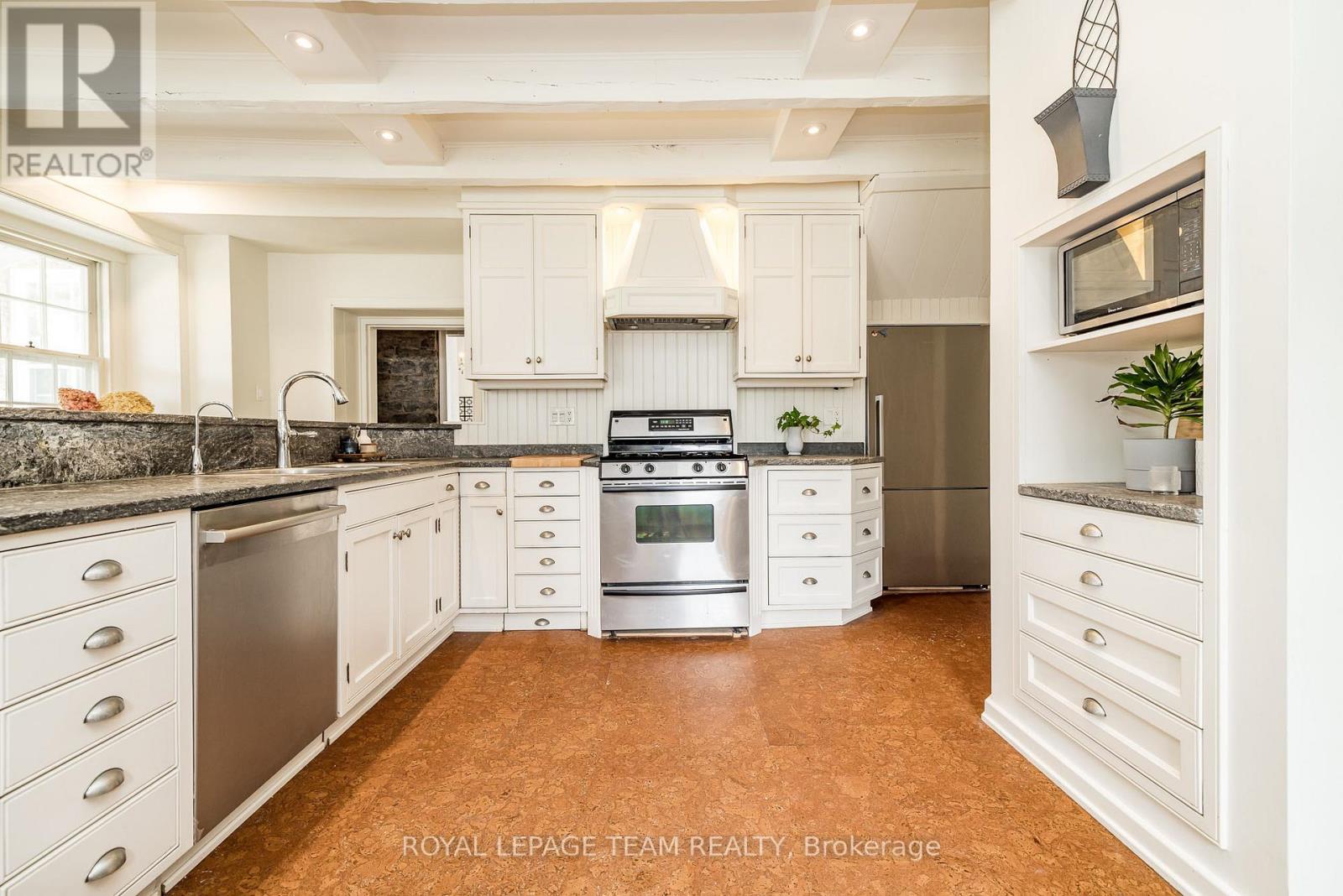 492 RIVER ROAD - Image 14
