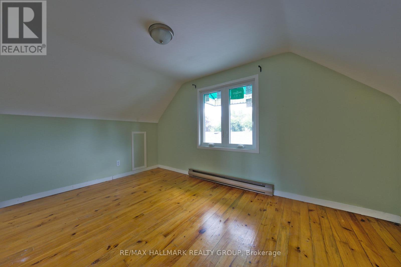 1357 RAVEN AVENUE - 8