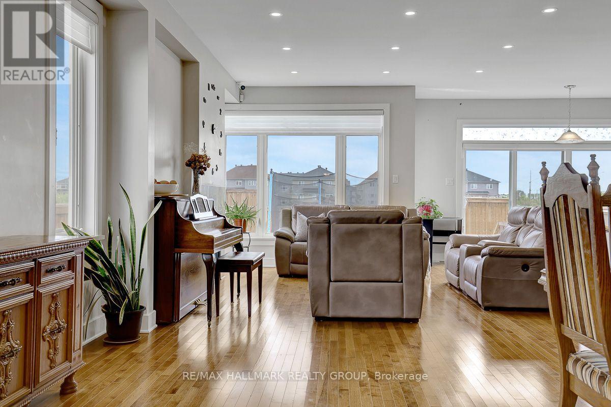 46 HURDIS WAY - 10