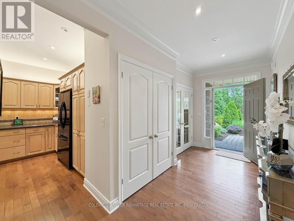 10 STONEGATE PLACE - Image 12