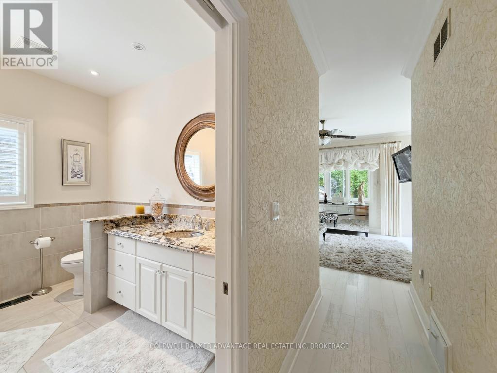 10 STONEGATE PLACE - Image 24