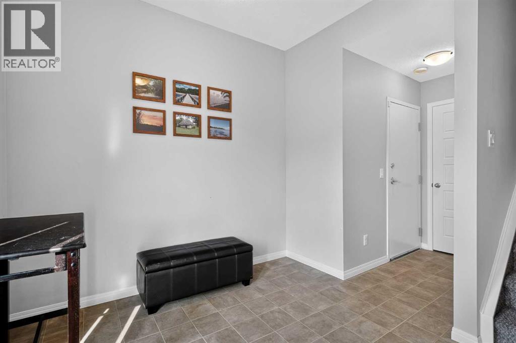 52 Saddlestone Drive NE, Saddle Ridge, Calgary photo 4