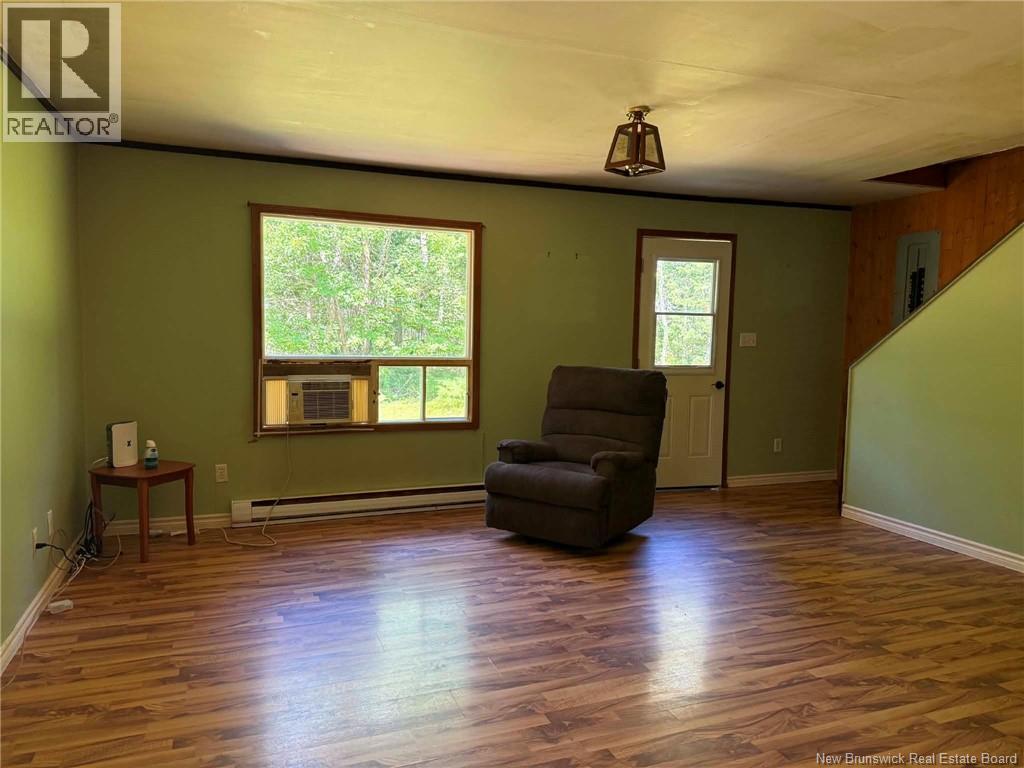 691 Williamstown Road - Image 11