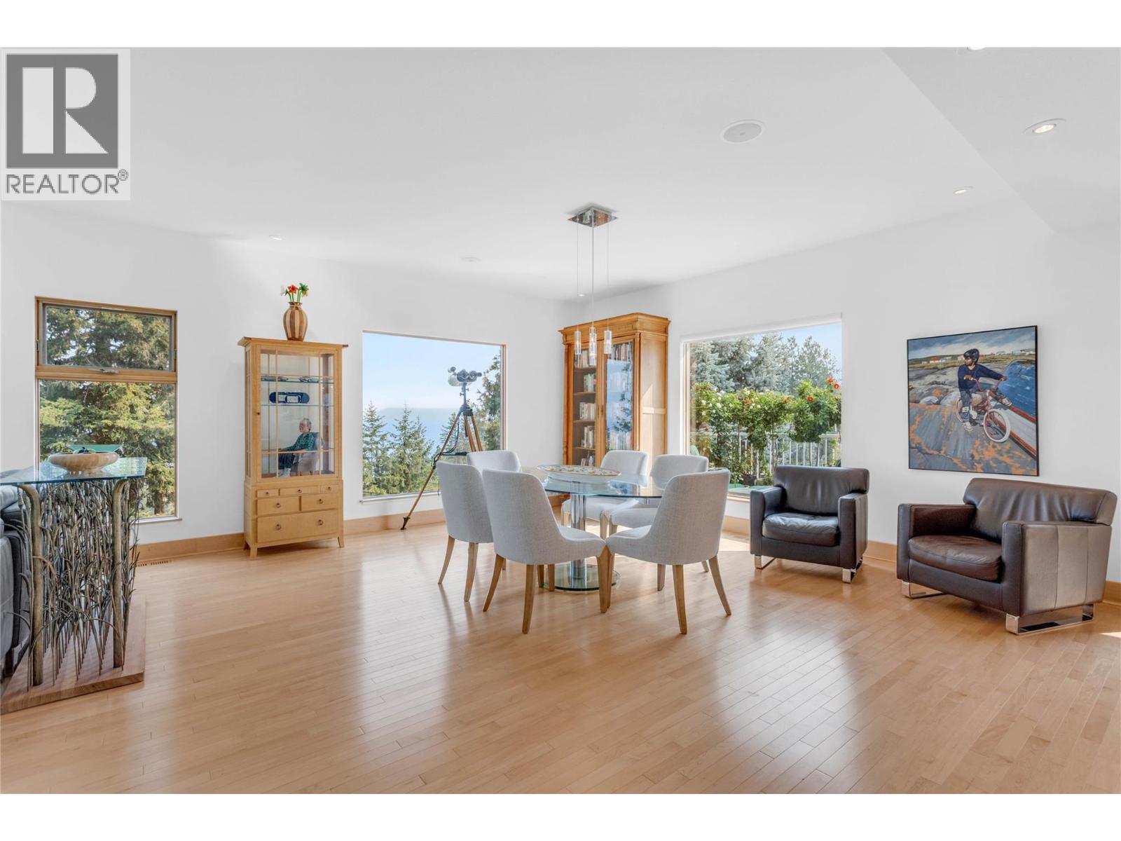 5851 Lakeshore Road - Image 14