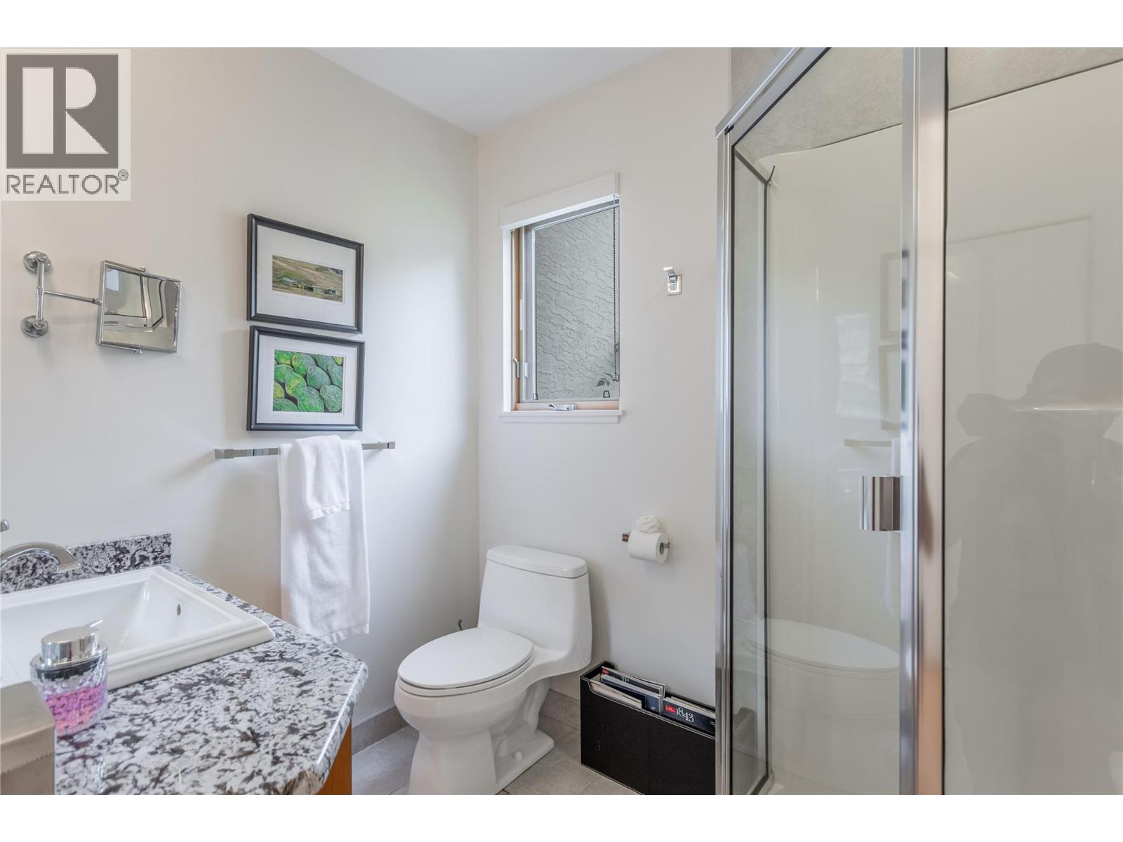 5851 Lakeshore Road - Image 16