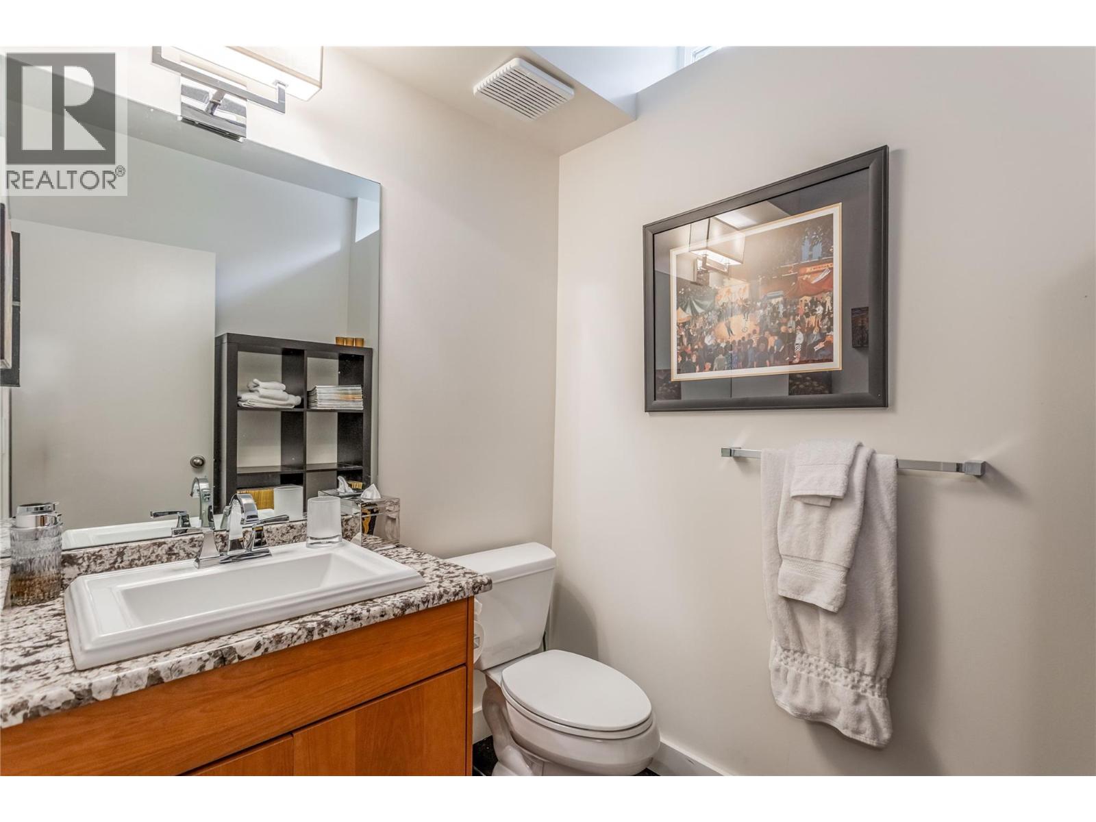 5851 Lakeshore Road - 32