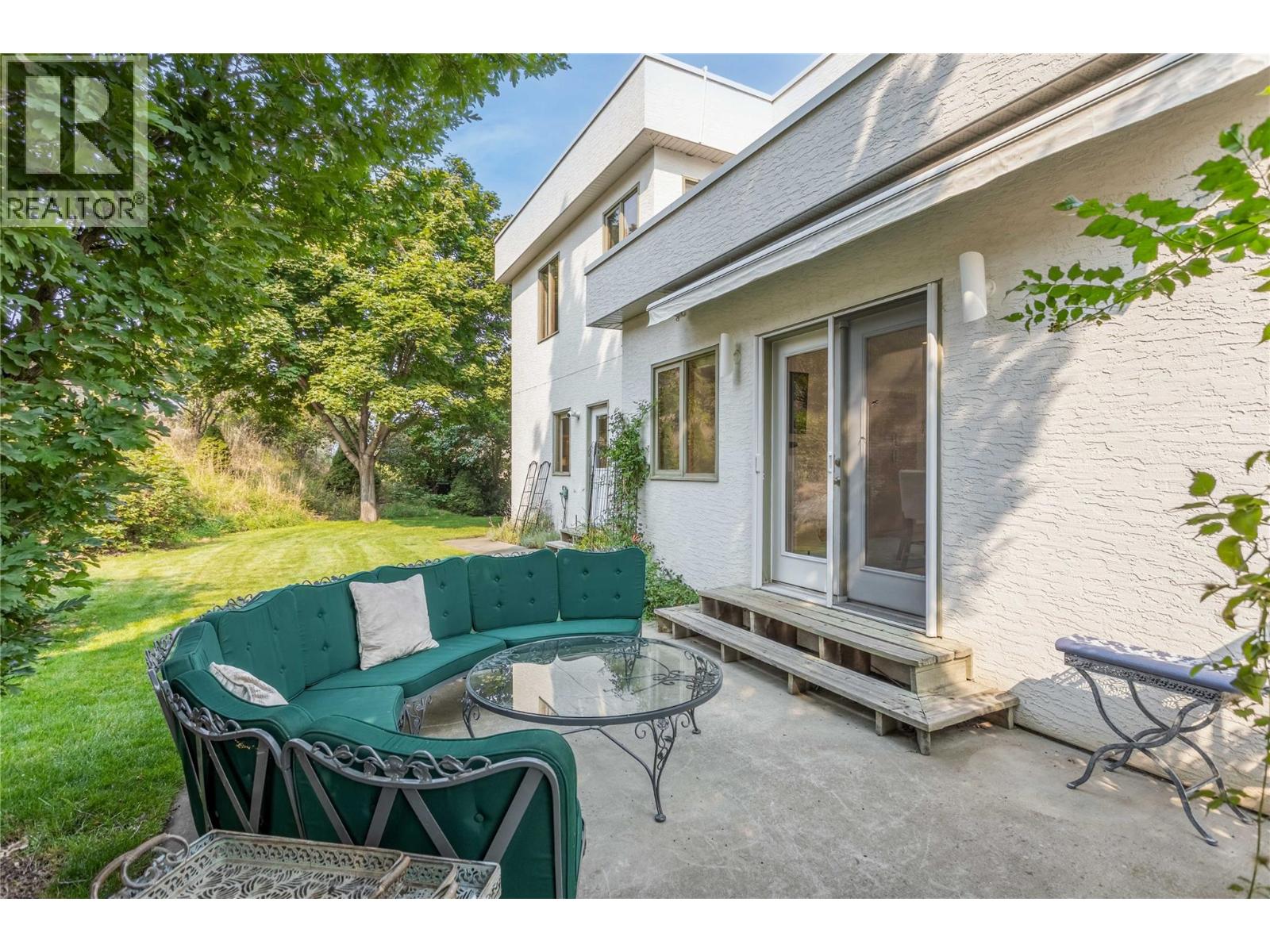5851 Lakeshore Road - Image 36