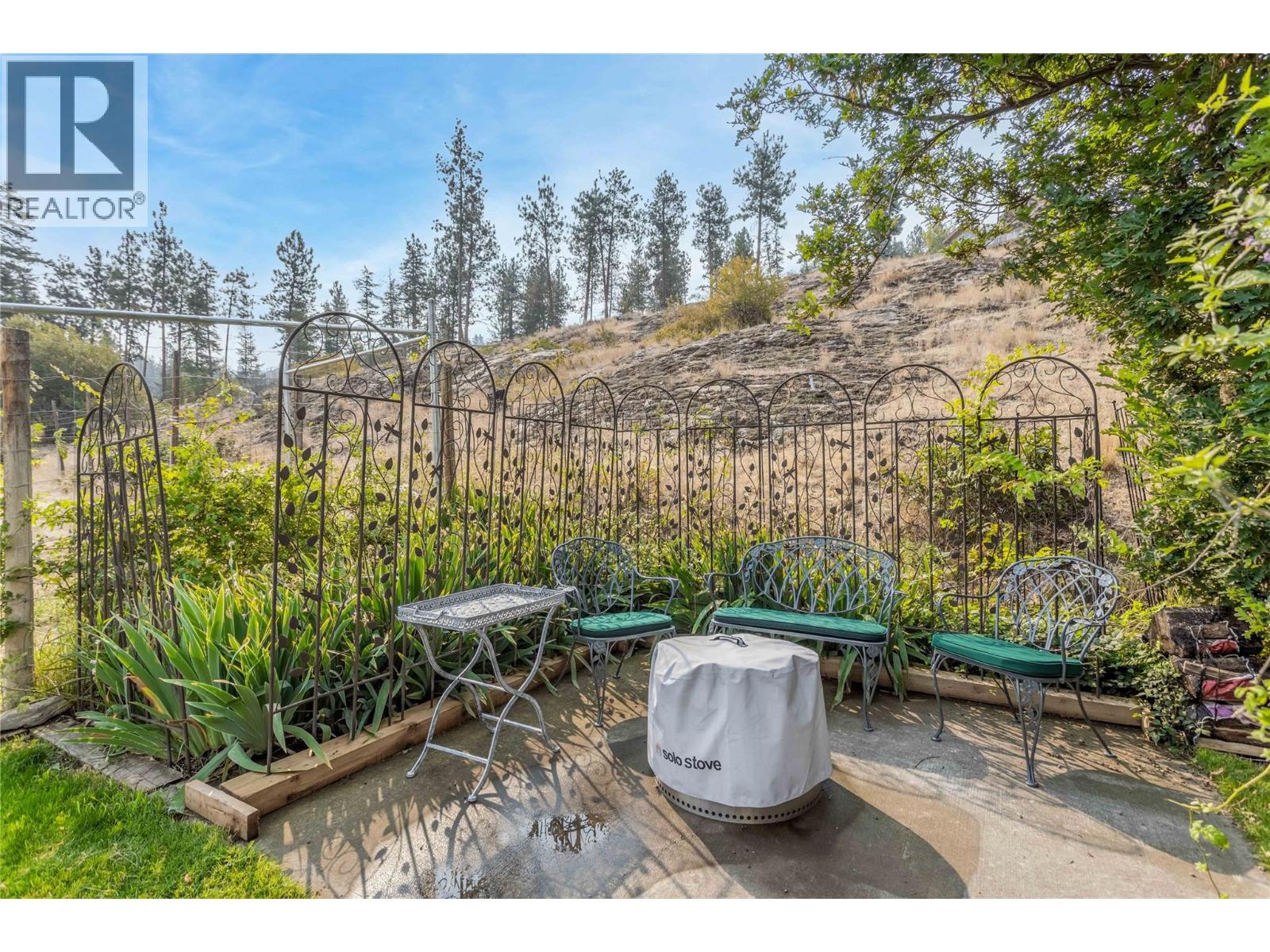 5851 Lakeshore Road - 40