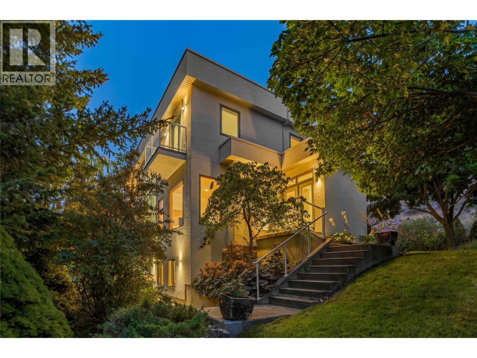 5851 Lakeshore Road - Image 5