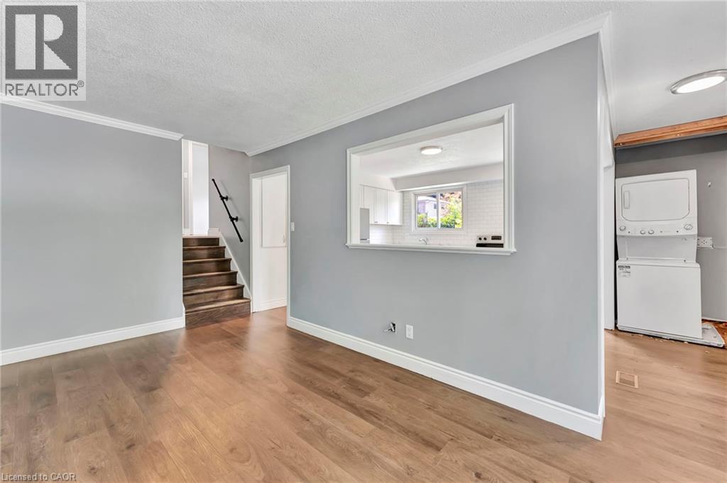 7 HILLSIDE Drive Unit# 1 — photo 3
