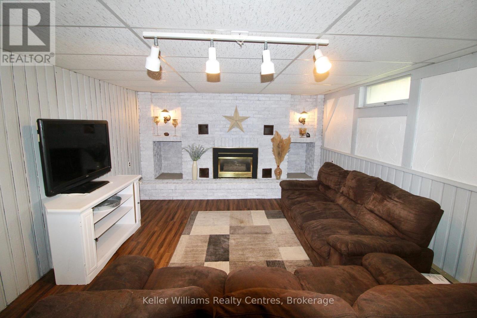 72 3RD STREET - Image 23
