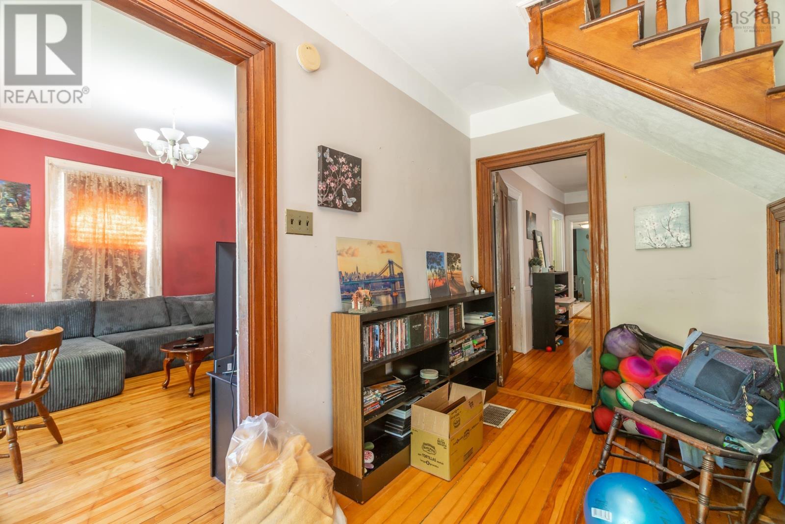 Property 7 of 46 of 139 South Street