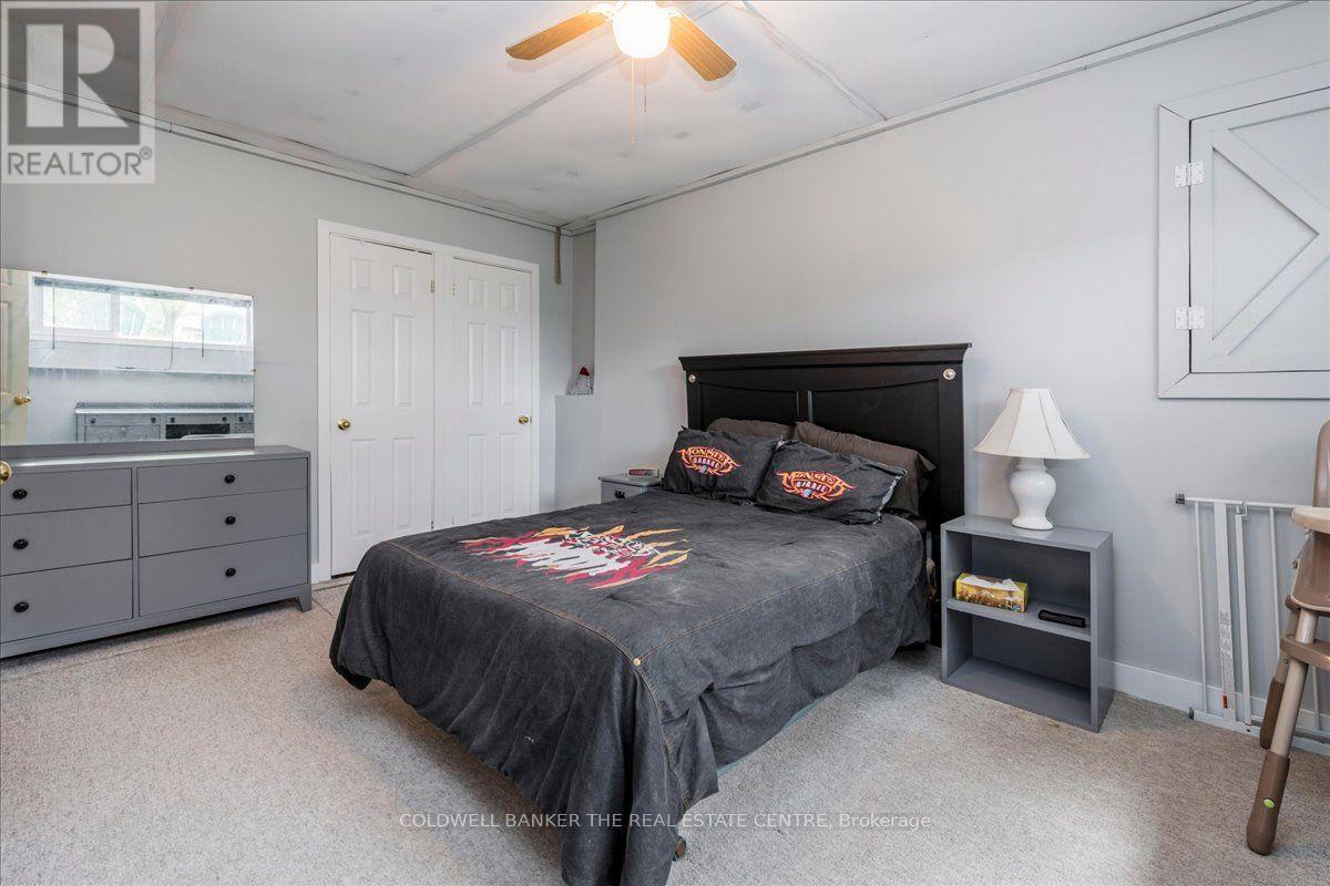 2593 LAWRENCE AVENUE - Image 23