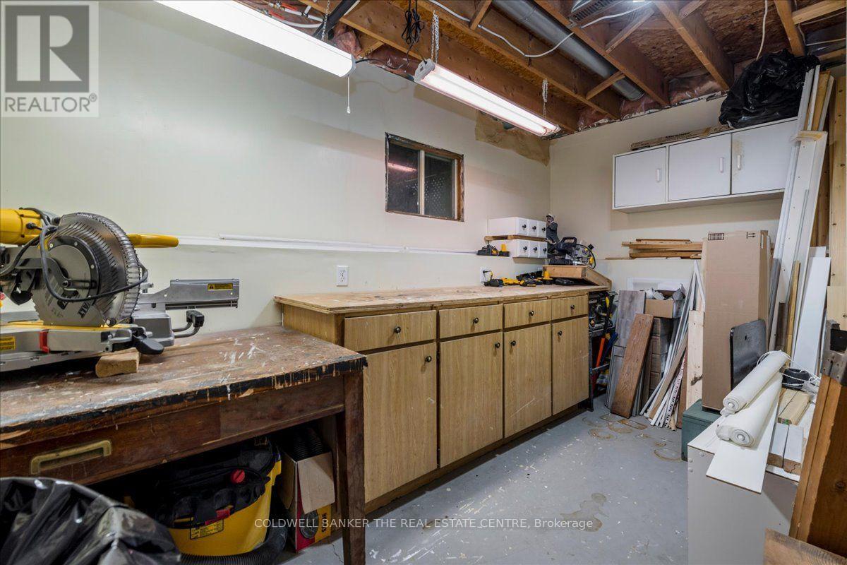 2593 LAWRENCE AVENUE - Image 27