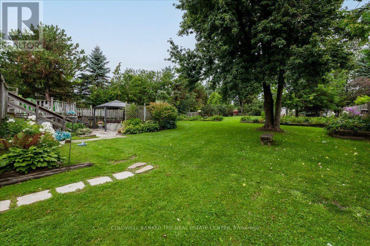 2593 LAWRENCE AVENUE - Image 29