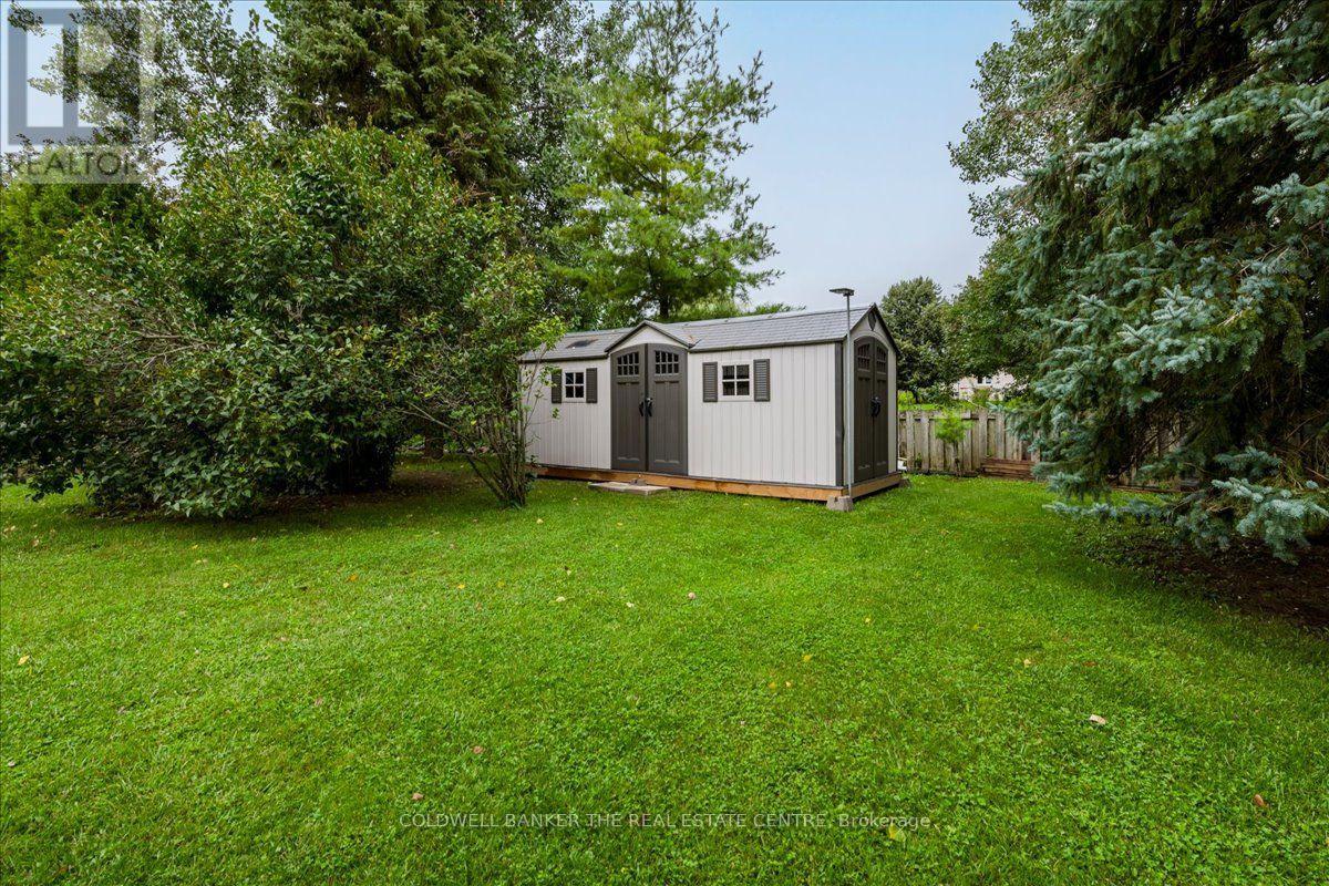 2593 LAWRENCE AVENUE - Image 35