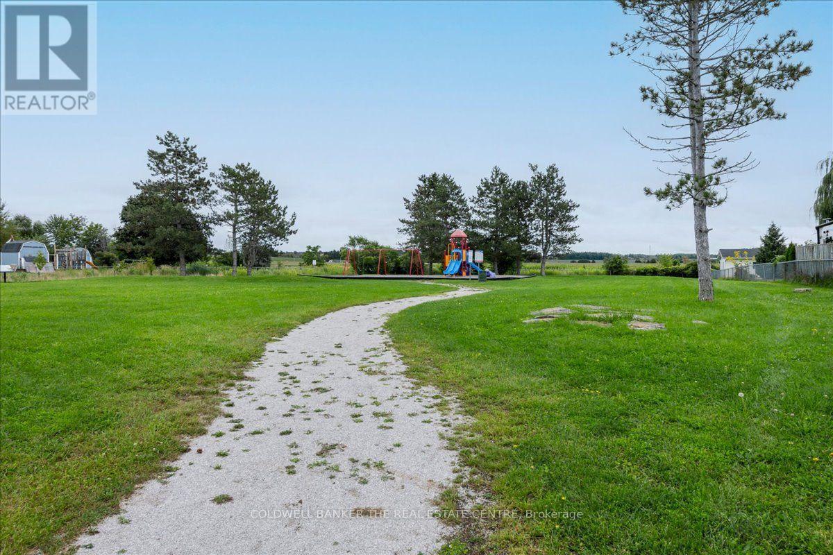 2593 LAWRENCE AVENUE - 39