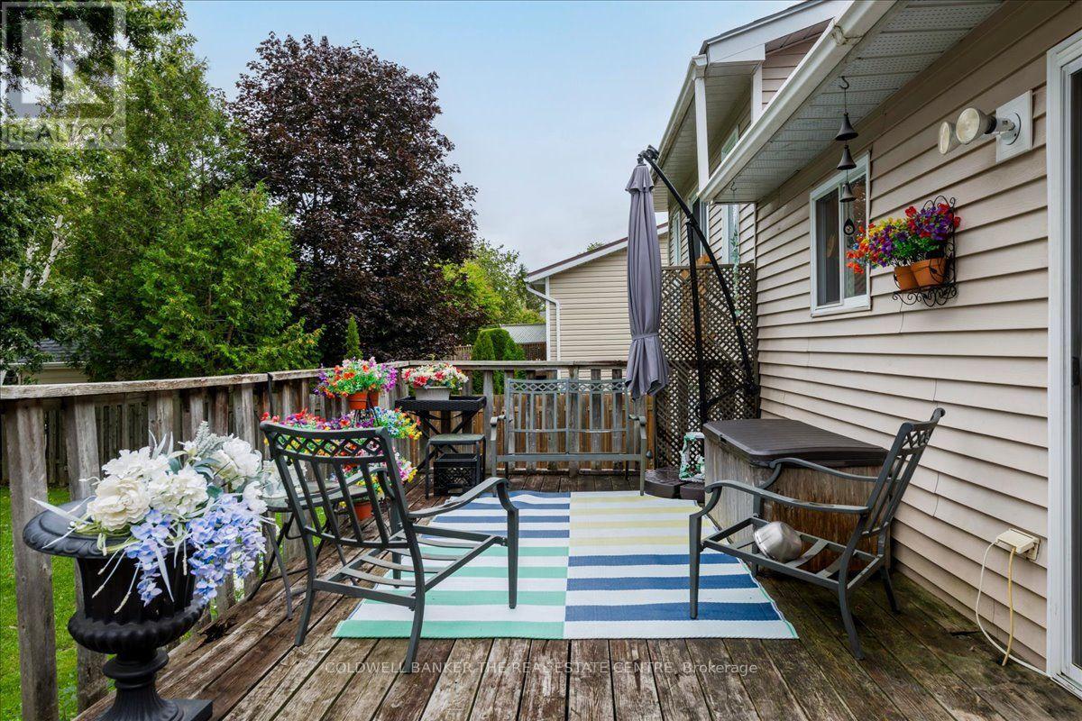 2593 LAWRENCE AVENUE - 8