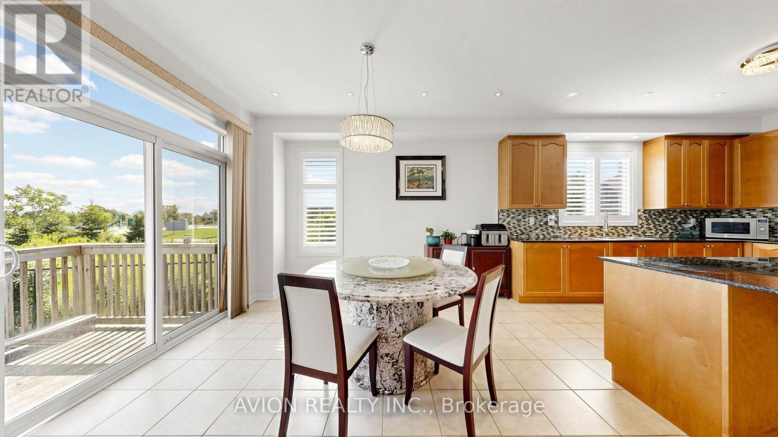 107 ALEXANDER LAWRIE AVENUE - 12
