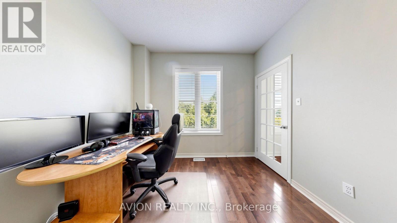 107 ALEXANDER LAWRIE AVENUE - 15