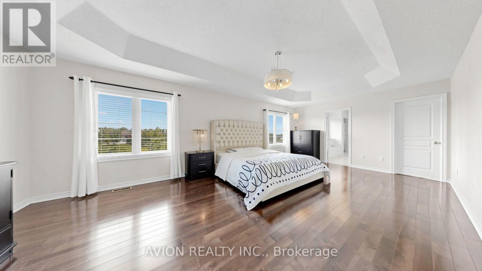 107 ALEXANDER LAWRIE AVENUE - 20