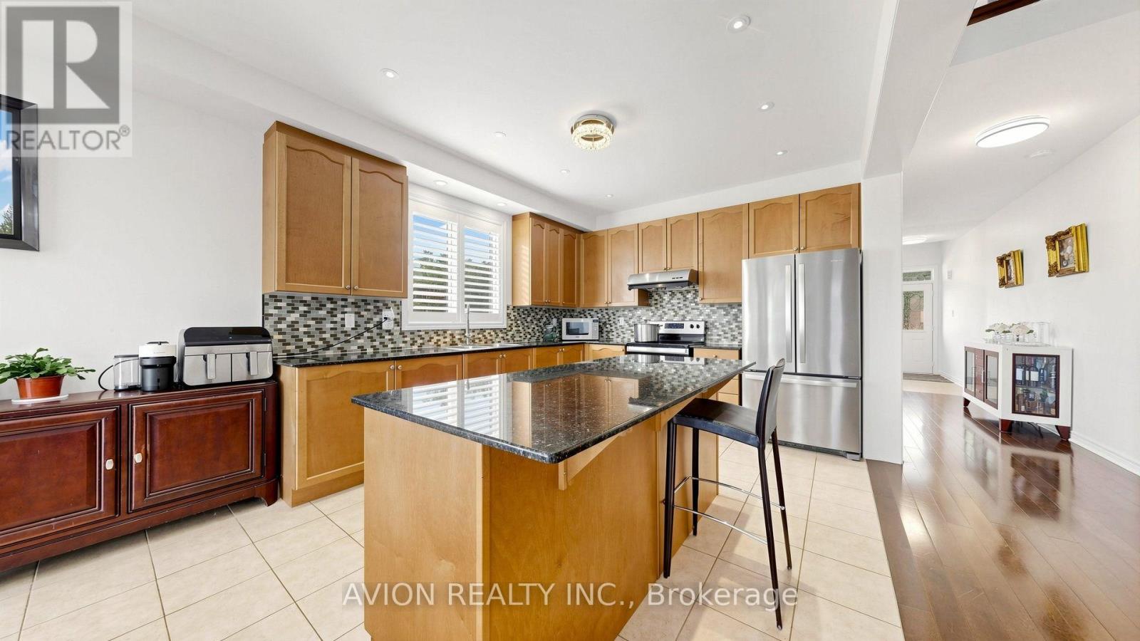 107 ALEXANDER LAWRIE AVENUE - 9